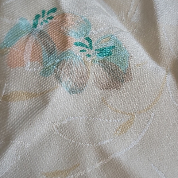 SILK FLORAL KIMONO BAG - Picture 3 of 4